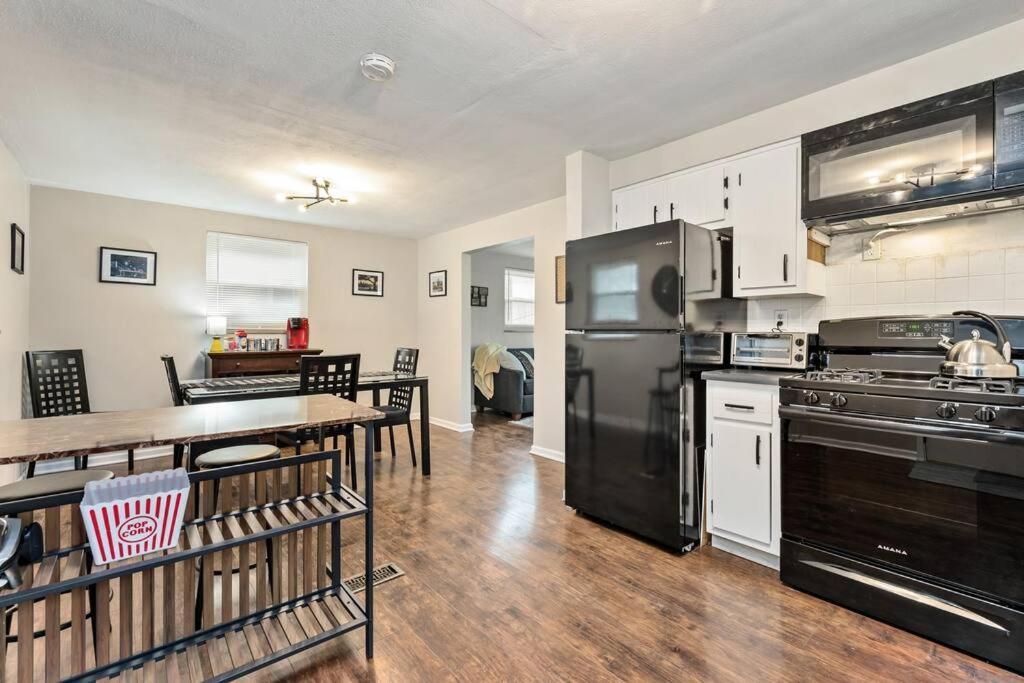 Open Floor Spacious Home, 15Min From Downtown, Private Garage, Kids Friendly Pittsburgh Exteriör bild